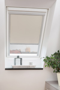 Střešní roleta bez vrtání Skylight - KRÉMOVÁ [DE]